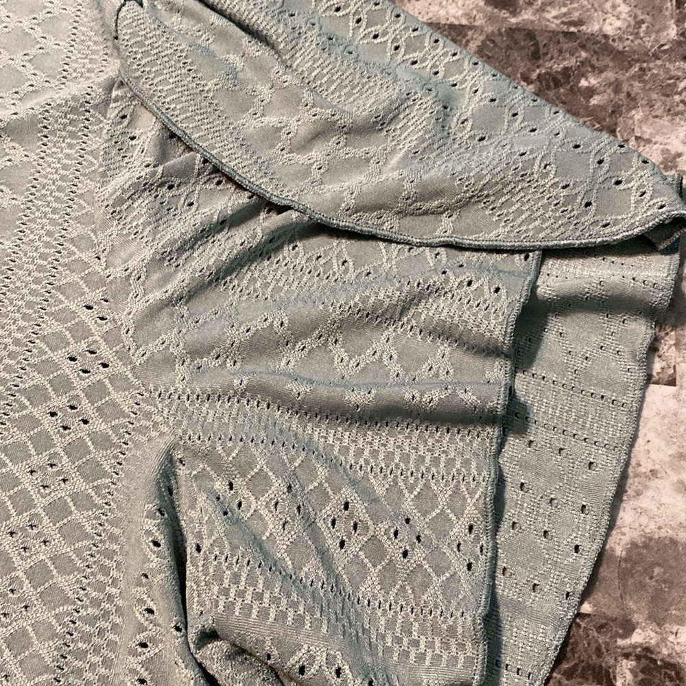 Shein Plus Eyelet Embroidery Petal Sleeve Top - Size 4XL - Picture 9 of 12